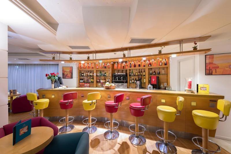 هتل Poseidon Palace