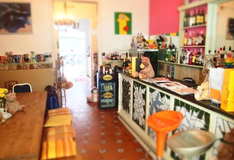 Privat Hotel Liberty Sitges