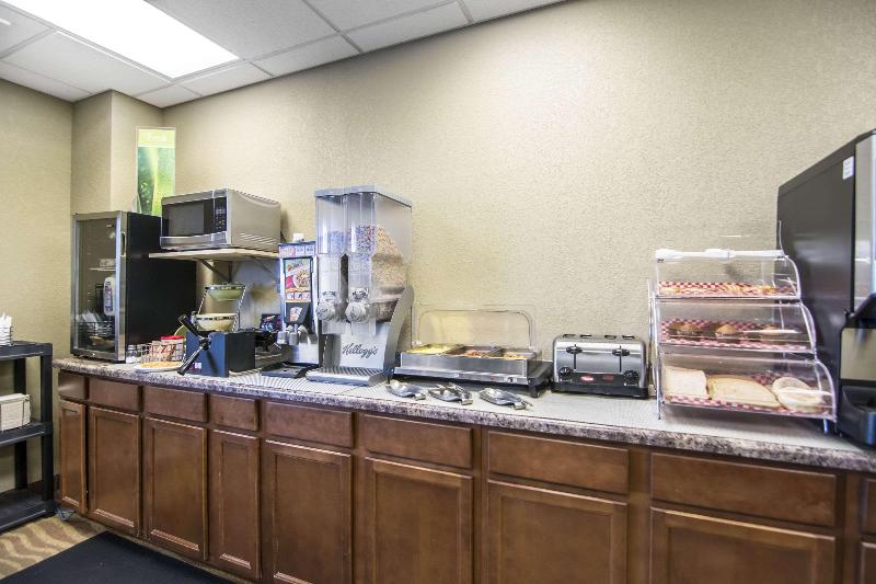 فندق Quality Inn & Suites Thompson