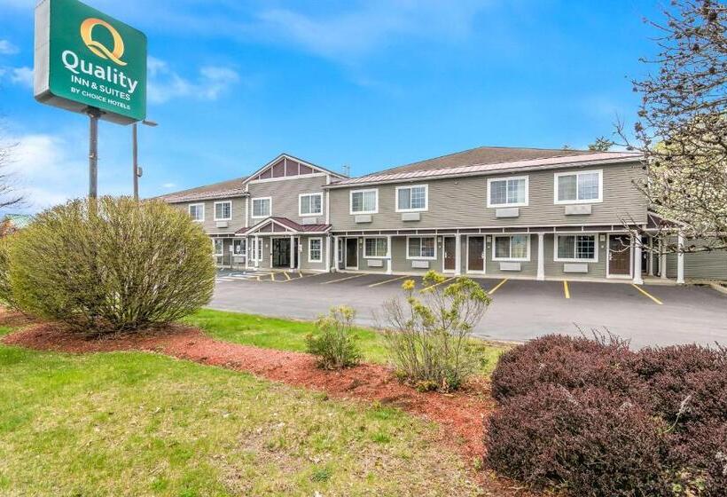 בית מלון כפרי Quality Inn