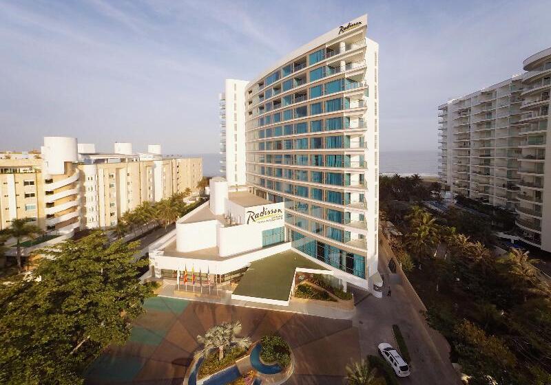 בית מלון כפרי Radisson Cartagena Ocean Pavillion