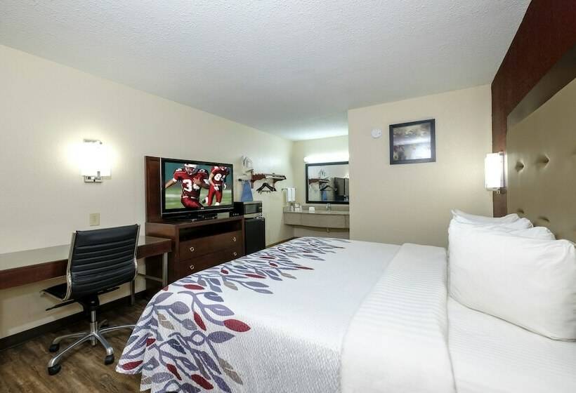 فندق Red Roof Inn Columbus, Ms