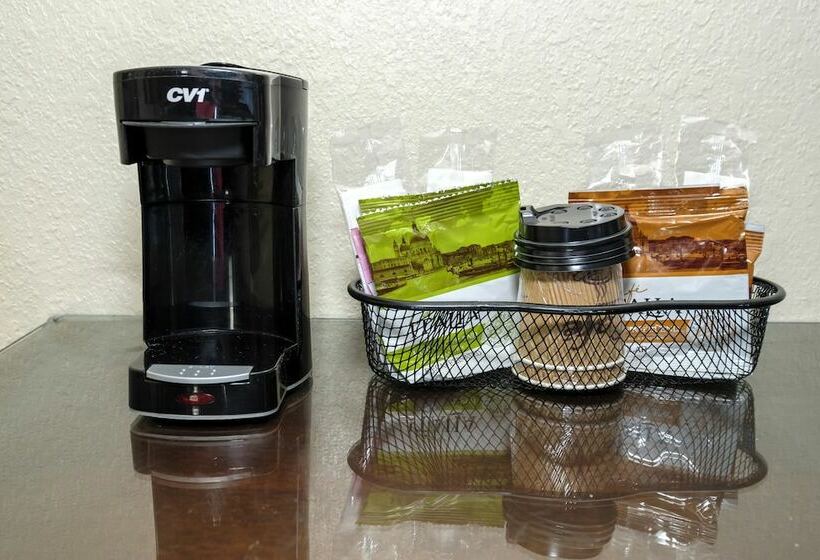 فندق Red Roof Inn Columbus, Ms