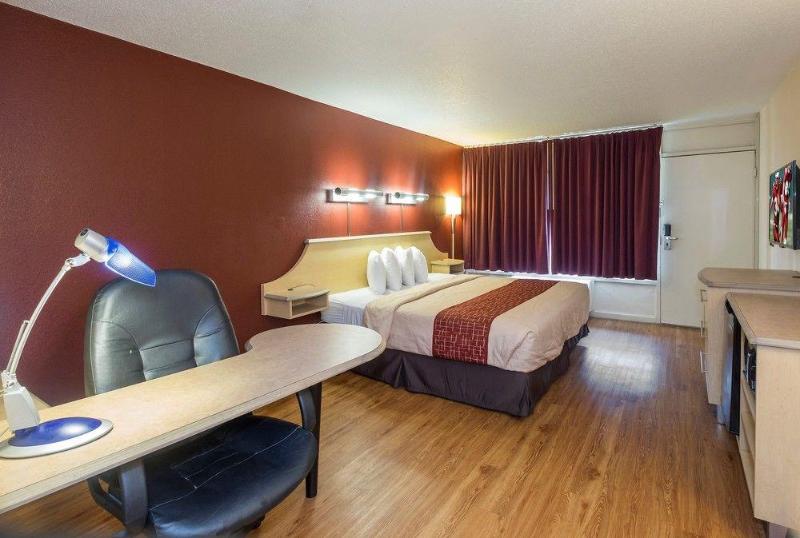 فندق Red Roof Inn & Suites Wytheville