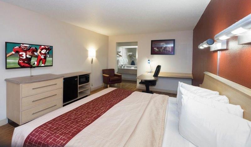 בית מלון כפרי Red Roof Inn & Suites Wytheville