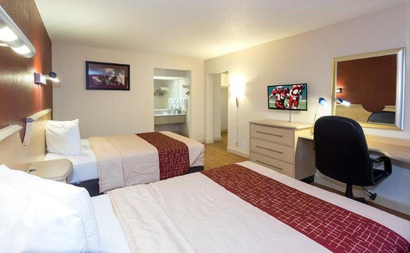 فندق Red Roof Inn & Suites Wytheville