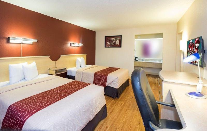 فندق Red Roof Inn & Suites Wytheville