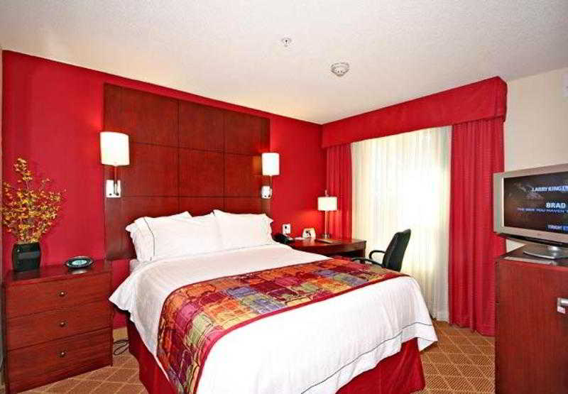 هتل Residence Inn By Marriott Greensboro Airport