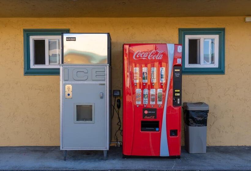 فندق Seaside Inn Monterey