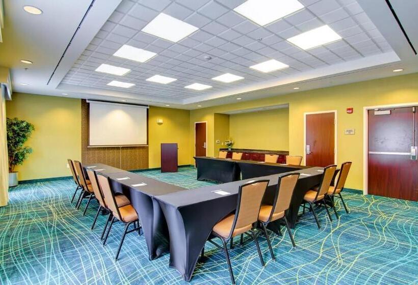 فندق Springhill Suites Erie