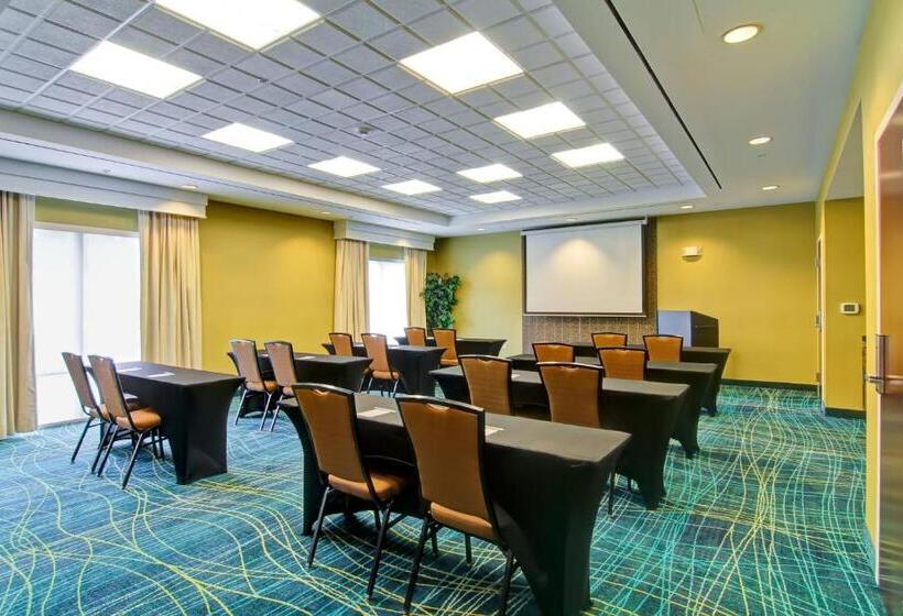 فندق Springhill Suites Erie