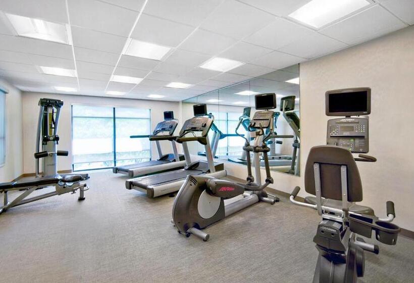 فندق Springhill Suites Erie