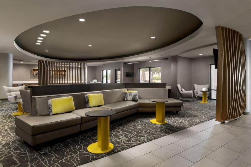 هتل Springhill Suites Fresno