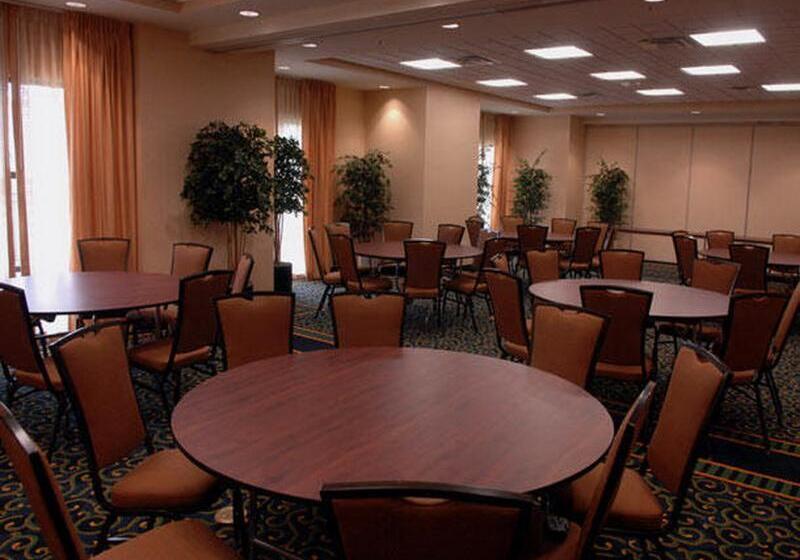هتل Springhill Suites By Marriott Wheeling Triadelphia Area