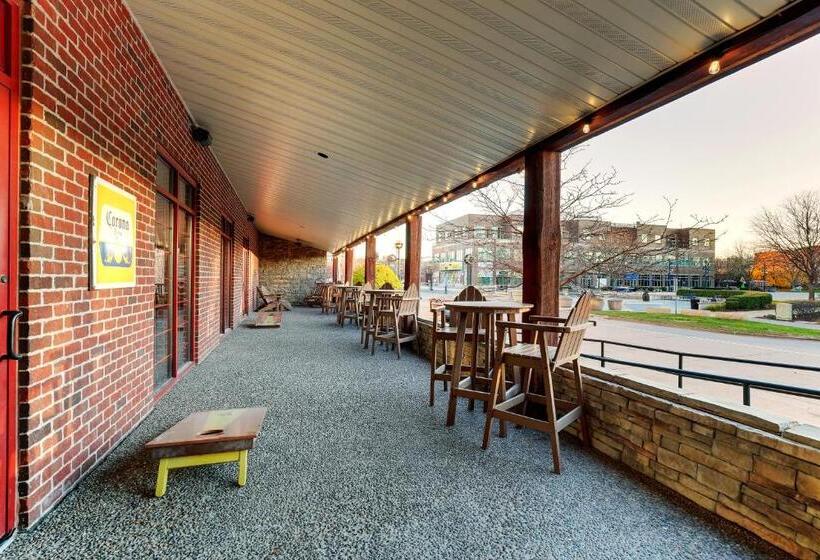 Stoney Creek Hotel Moline