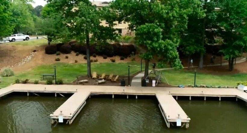 فندق The Lodge On Lake Oconee