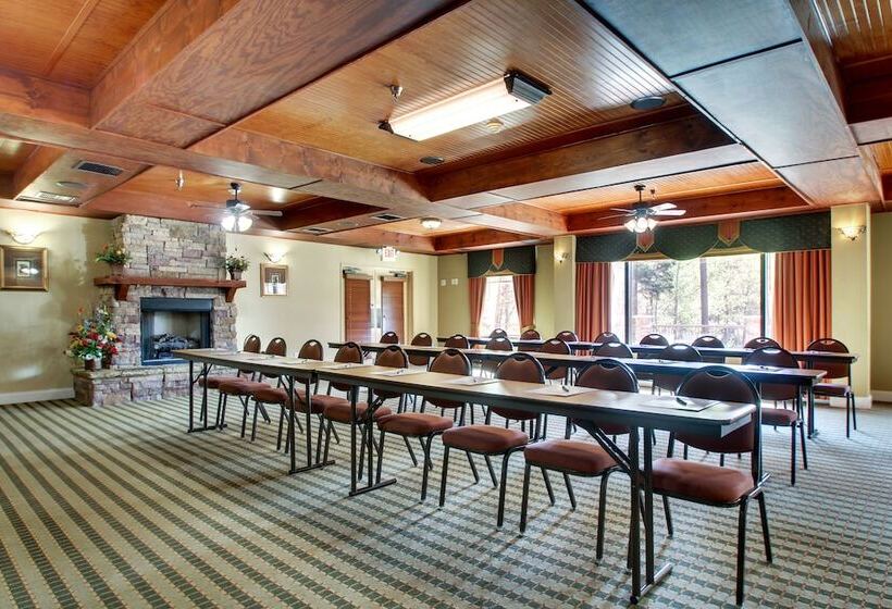 فندق The Lodge On Lake Oconee