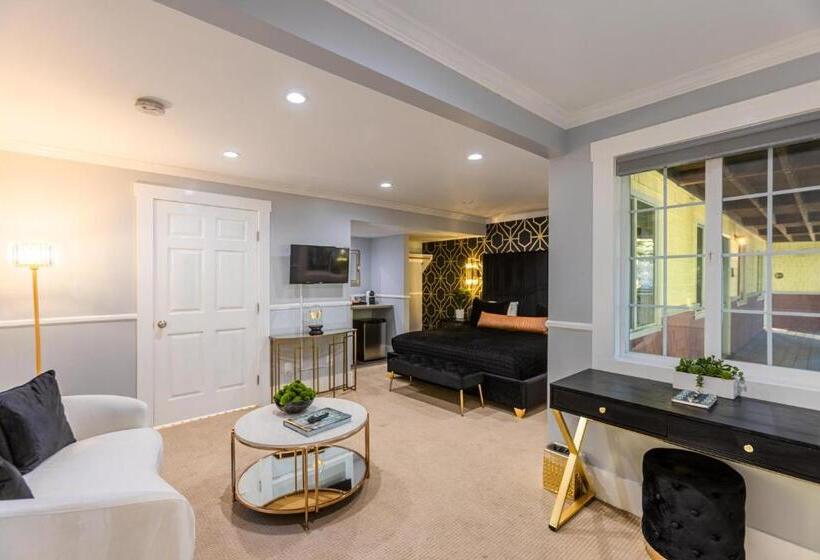 בית מלון כפרי Boho Manor