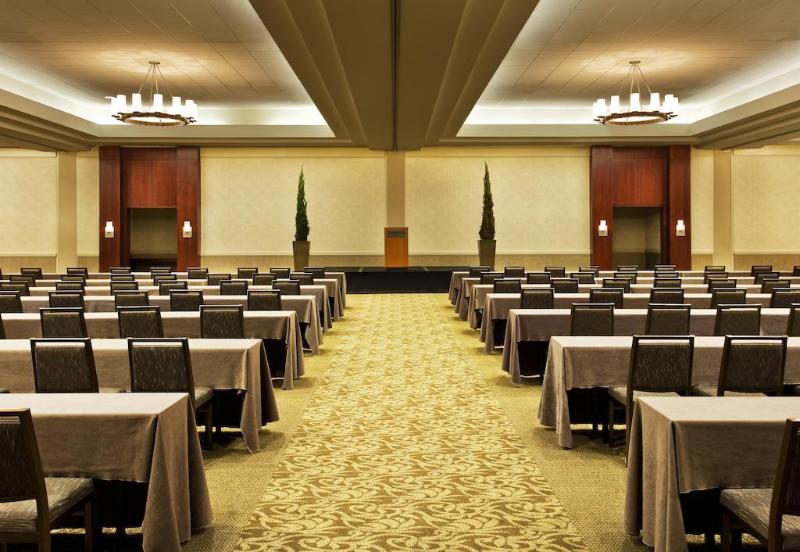 Отель The Westin Huntsville