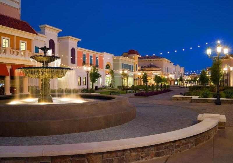 Отель The Westin Huntsville