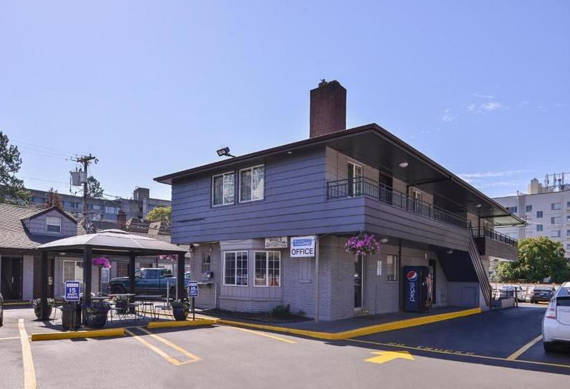 فندق Travelodge By Wyndham Eugene Downtown/university Of Oregon