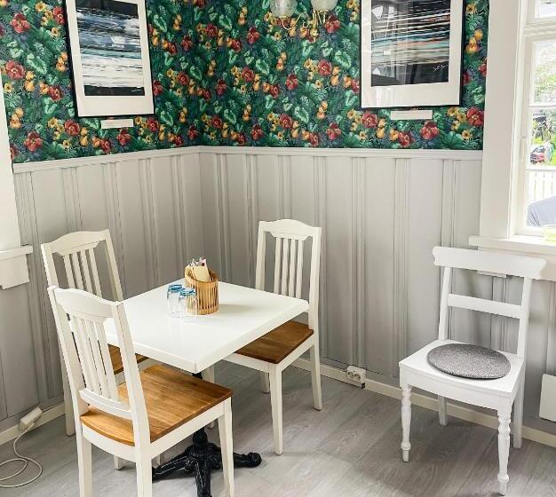 Отель Valldal Fjord Lodge B&b