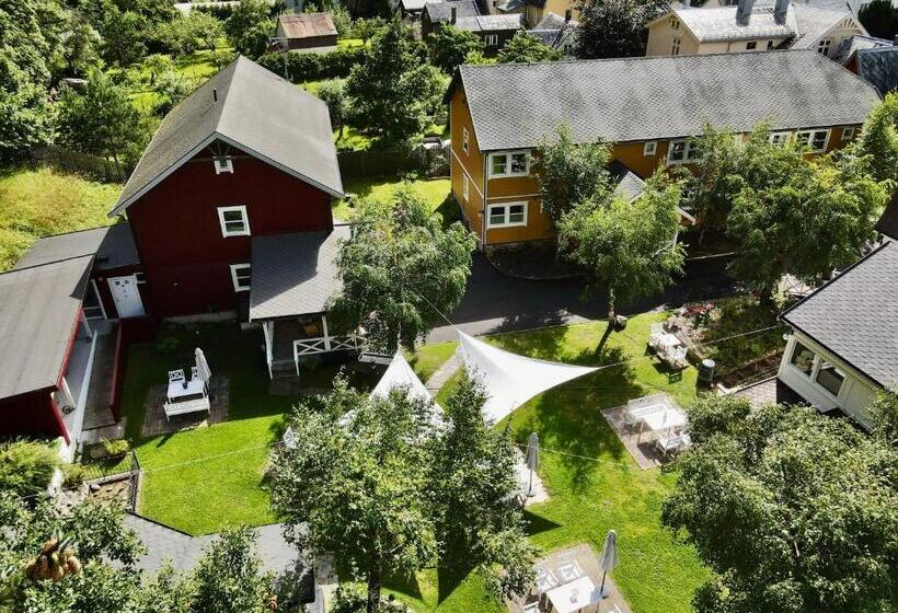 Отель Valldal Fjord Lodge B&b