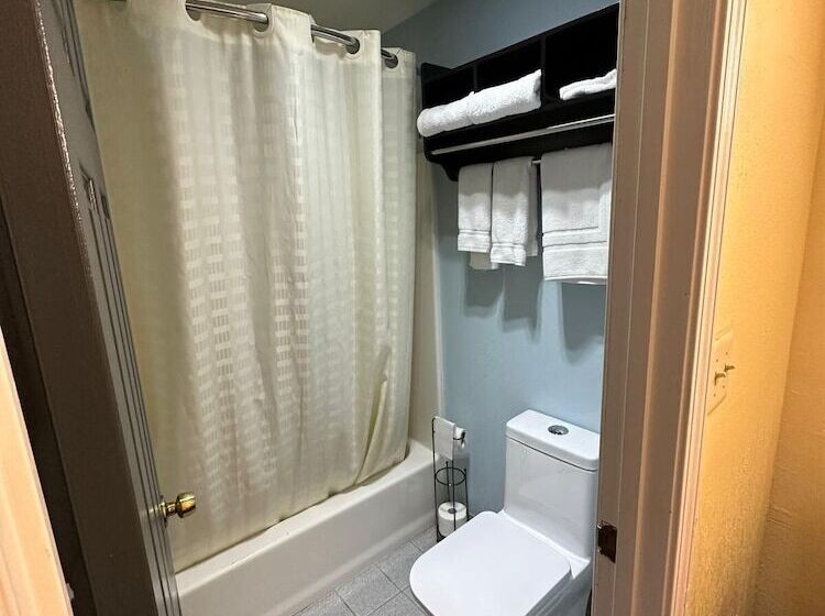 Отель Welcome Inn