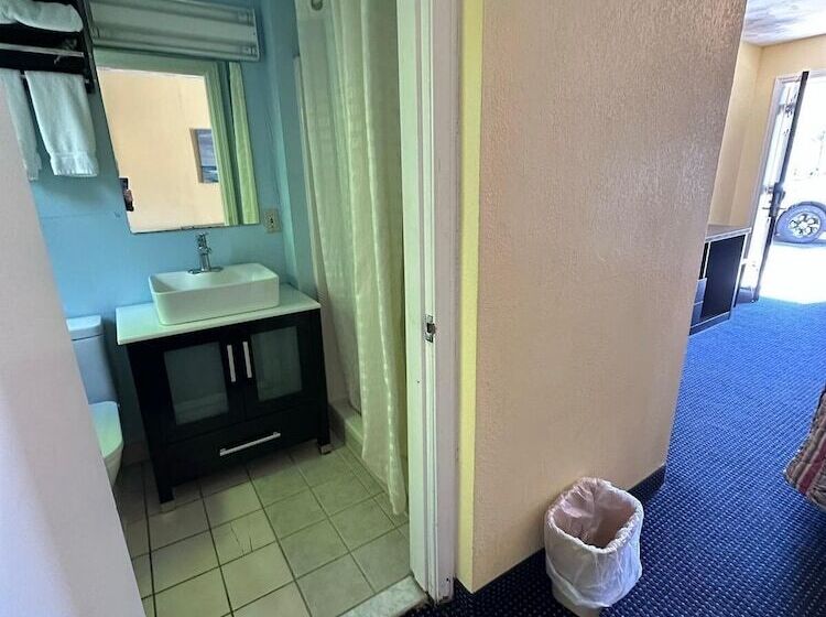 Отель Welcome Inn