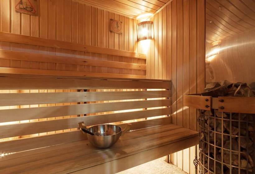 Marins Park Hotel Ekaterinburg