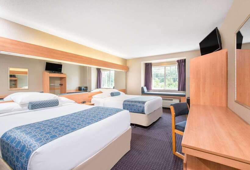 Microtel Inn & Suites By Wyndham Hazelton/bruceton Mills