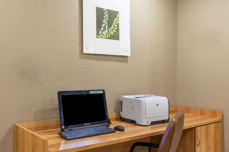 Microtel Inn & Suites By Wyndham Johnstown