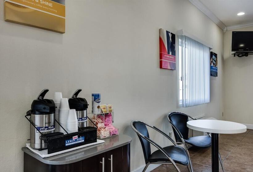 Motel 6hinesville, Ga