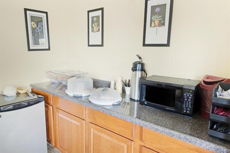 מוטל Americas Best Value Inn Gainesville, Tx