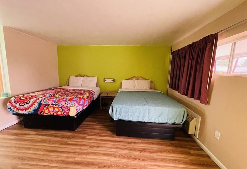 מוטל Budget Inn Pulaski