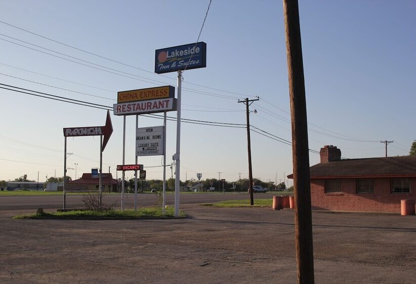 모텔 Lakeside Inn & Suites