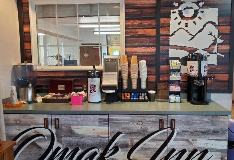 فندق على الطريق Omak Inn
