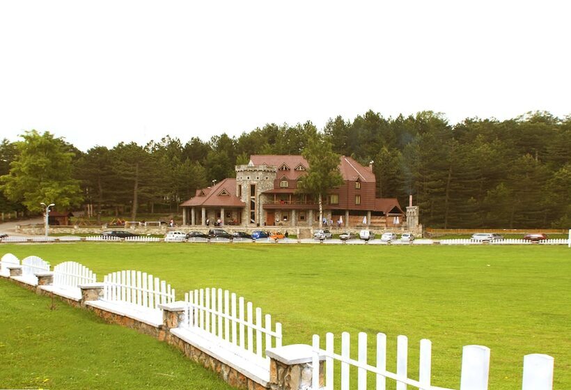 Natyral Razma Resort