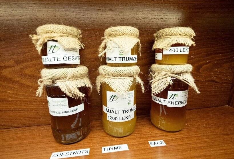 Natyral Razma Resort