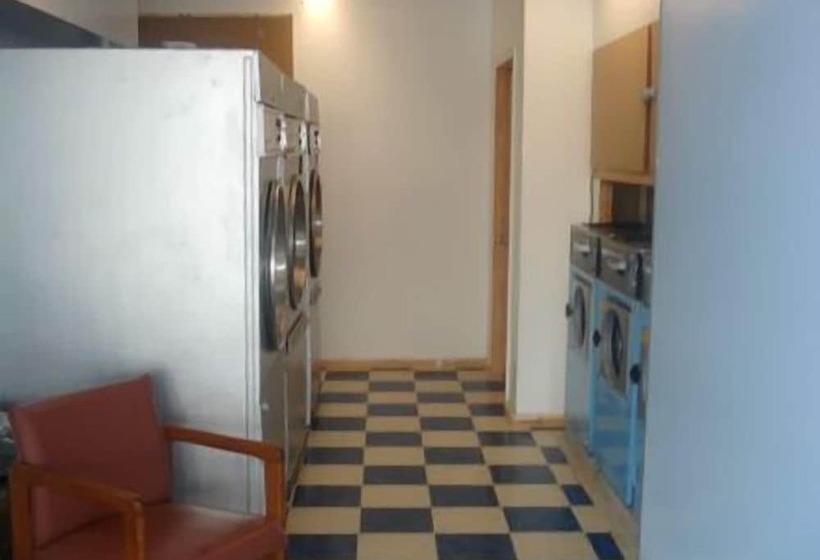 New Sea Breeze Motel