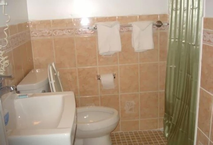 New Sea Breeze Motel