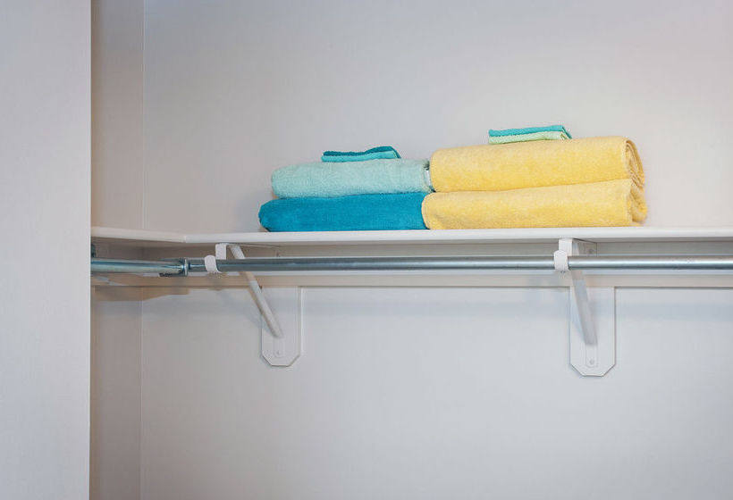 Oakwood At Metro 417