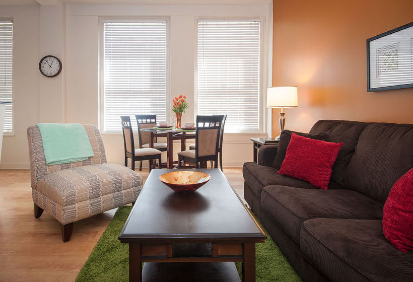 Oakwood At Metro 417