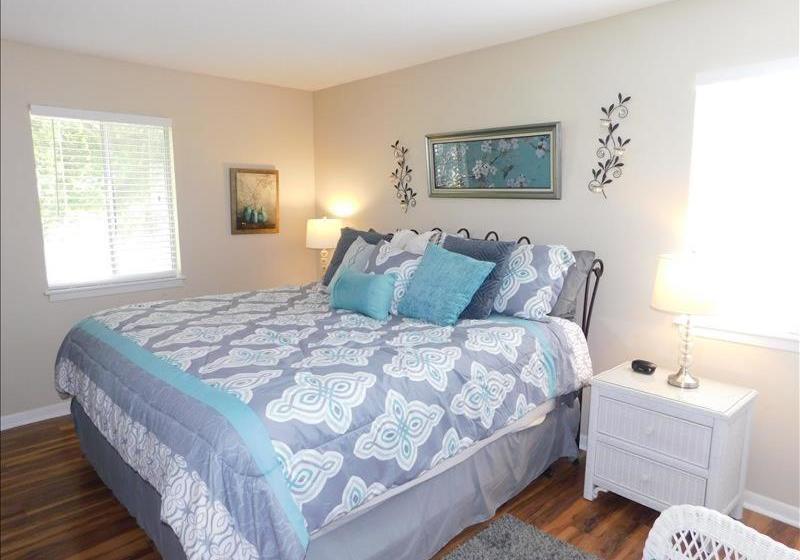 Ocean Walk By Hodnett Cooper