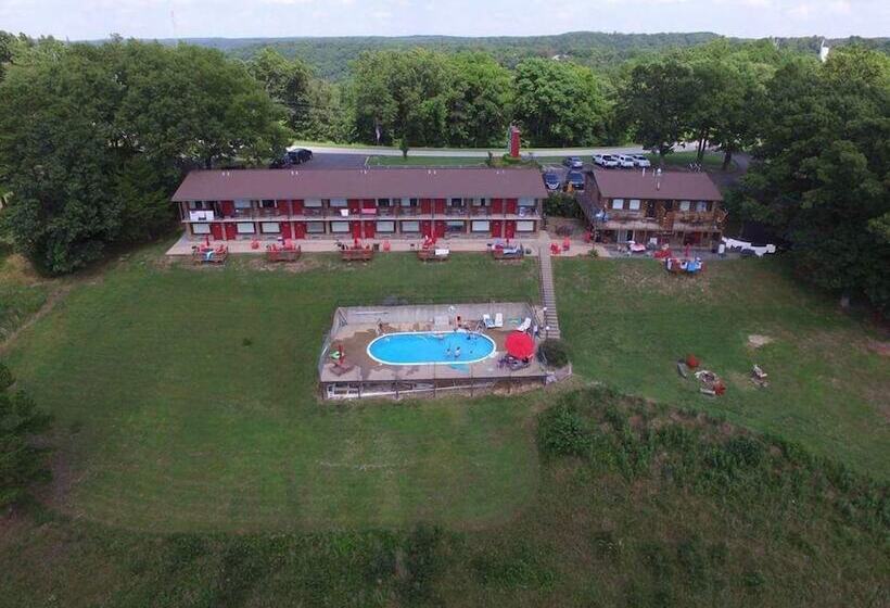 Pointe West Resort Motel