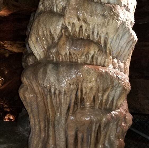 Pointe West Resort Motel