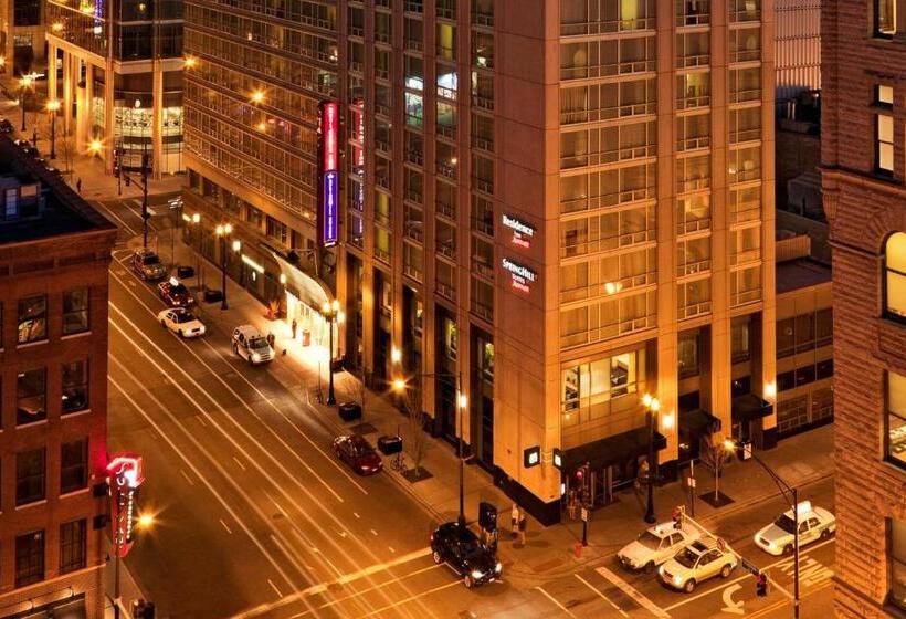 Residence Inn By Marriott Chicago Downtown/river North