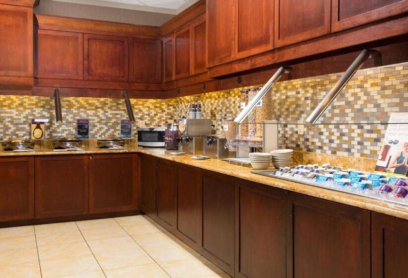 Residence Inn Kansas City Airport