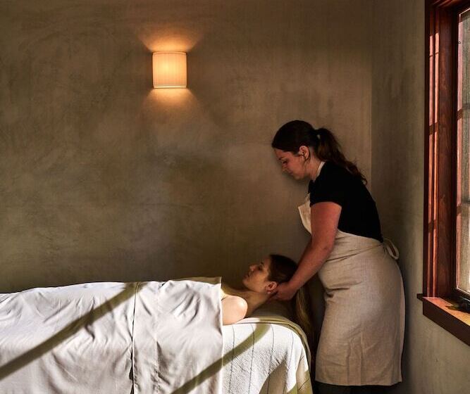 리조트 Dawn Ranch