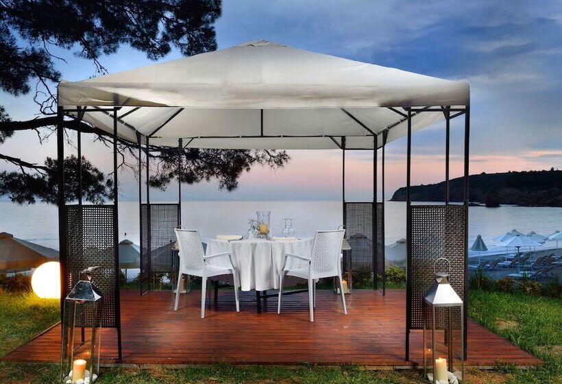 Royal Paradise Beach Resort & Spa